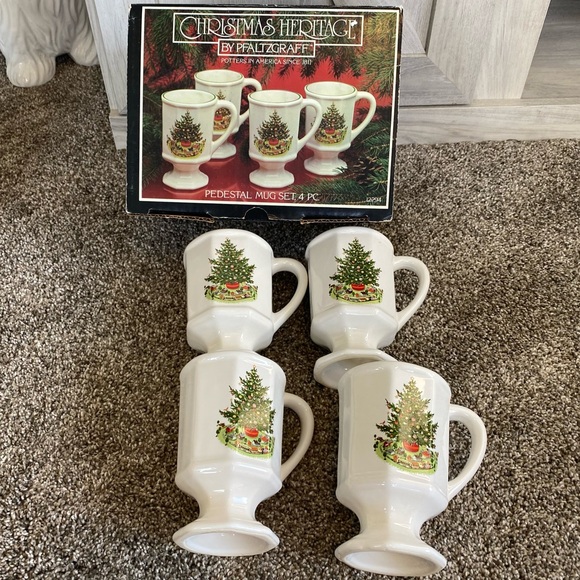 Pfaltzgraff Christmas Heritage Pedestal OCTAGON Mugs Cups Set of 4 10oz - Picture 6 of 8